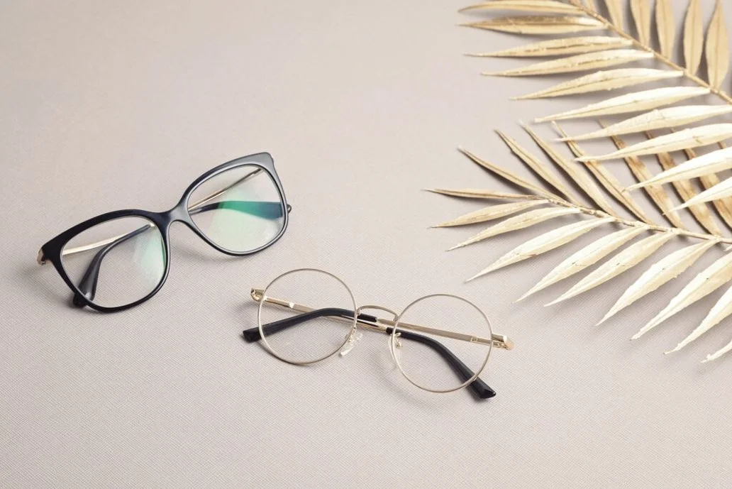 Spectacles and contact lenses